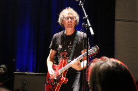 Der Gitarrist von Mudhoney